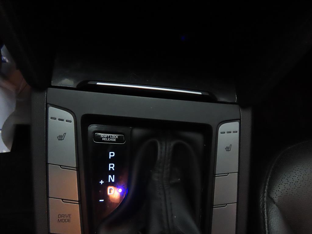 HYUNDAI Avante 2017 Gris - Importación desde Corea - HF Imports Iquique - Foto 15