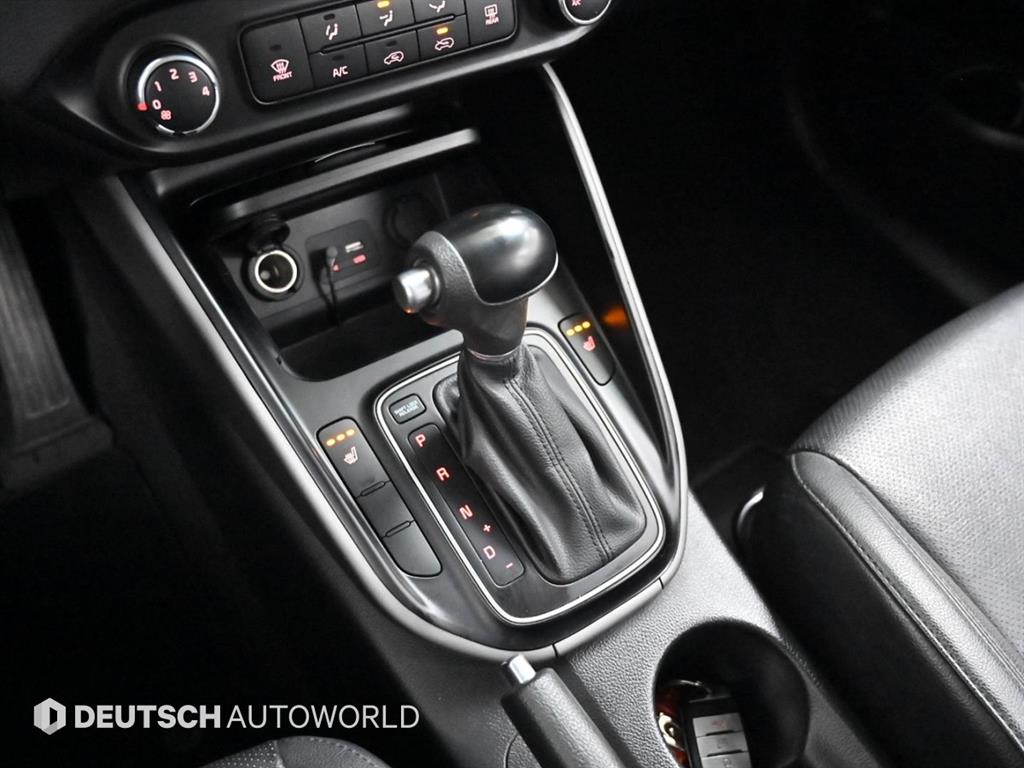 KIA Carens - Vista 7