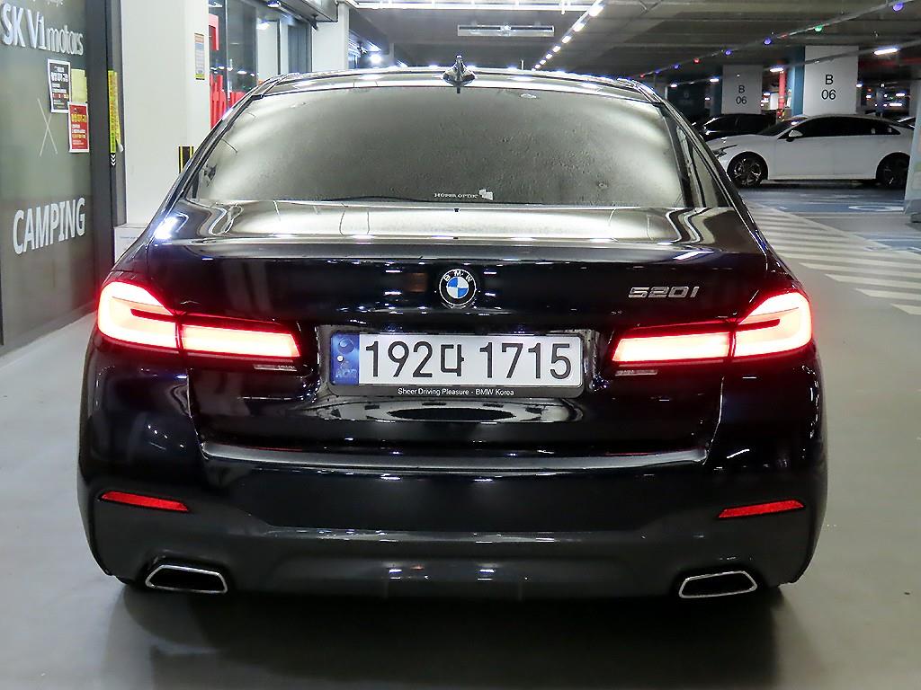 BMW 5 Series - Vista 5