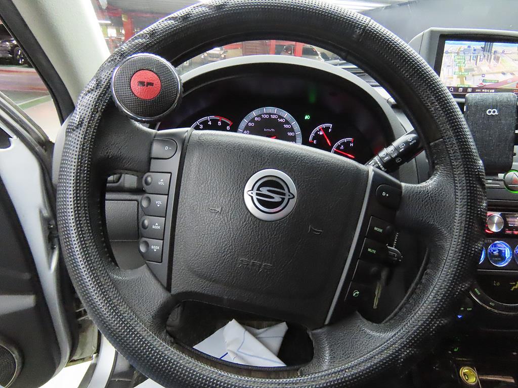 Ssangyong Rexton - Vista 8