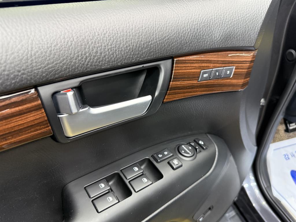 KIA Mohave - Vista 12