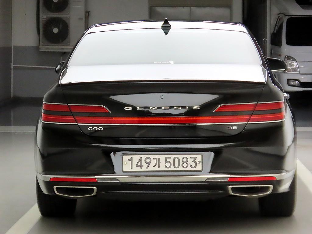 Genesis G90 - Vista 3