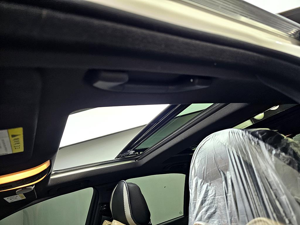 Mercedes Benz C Class - Vista 12