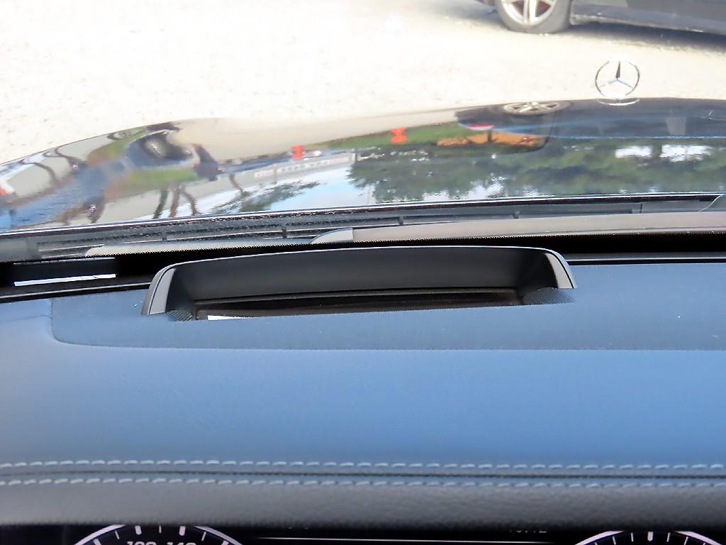 Mercedes Benz S Class - Vista 10