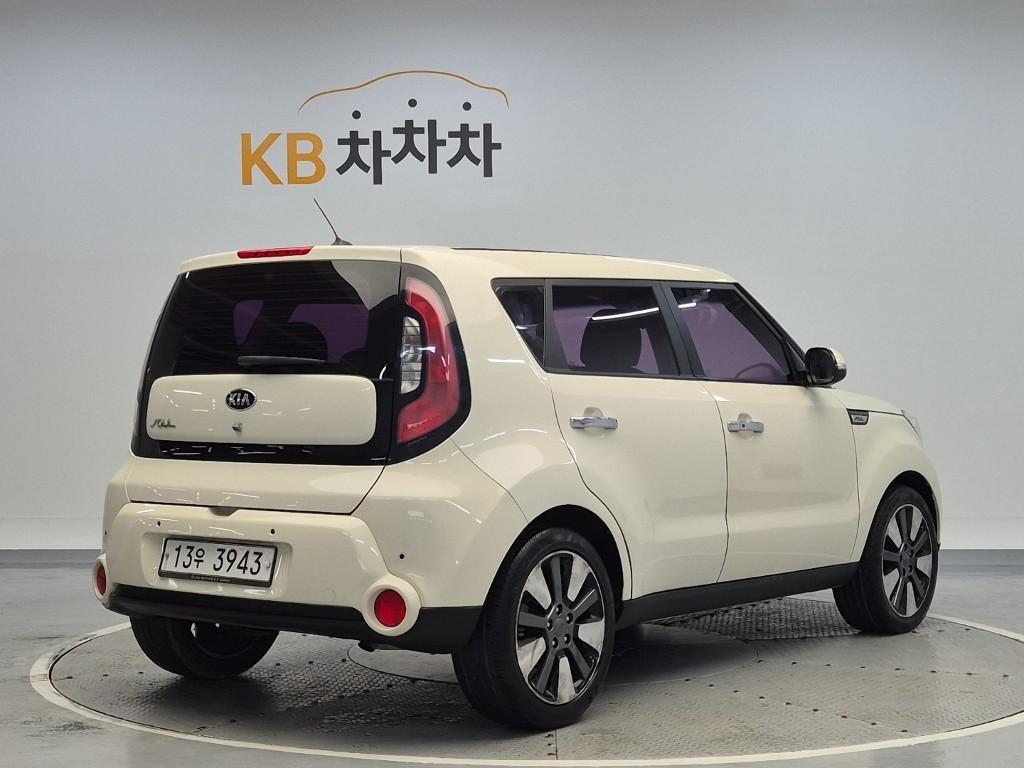 KIA Soul - Vista 4