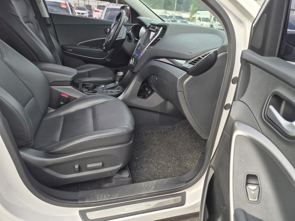 HYUNDAI Santa Fe 2013 Blanco - Importación desde Corea - HF Imports Iquique - Foto 16