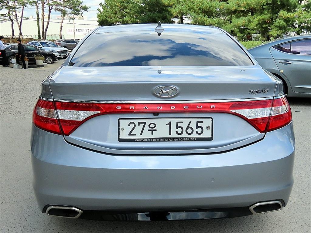 HYUNDAI Grandeur - Vista 4