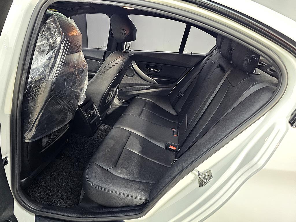 BMW 3 series - Vista 9