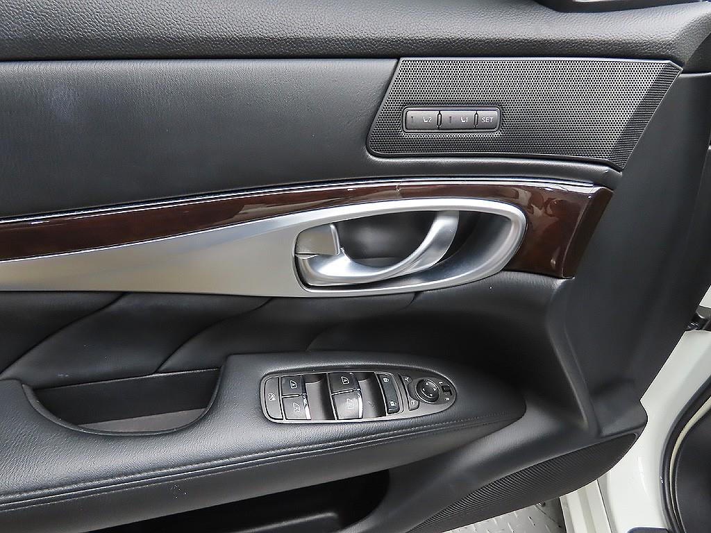 Infiniti M 2013 Blanco - Importación desde Corea - HF Imports Iquique - Foto 12