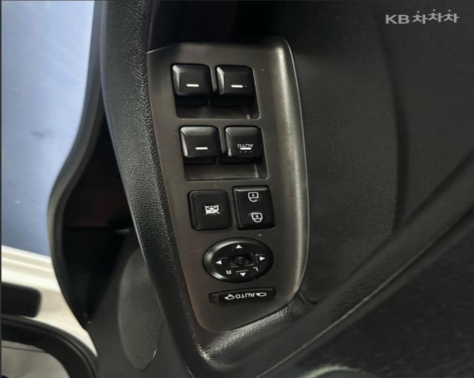 KIA K3 2013 Blanco - Importación desde Corea - HF Imports Iquique - Foto 12