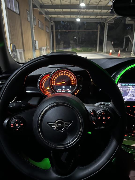 Mini Cooper - Vista 8