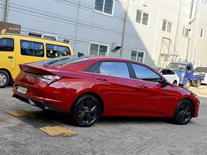 HYUNDAI Avante - Vista 8