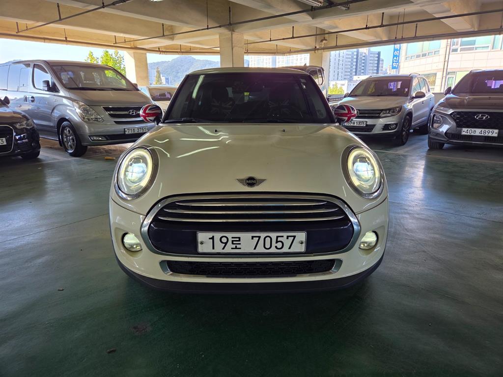 Mini Cooper - Vista 2