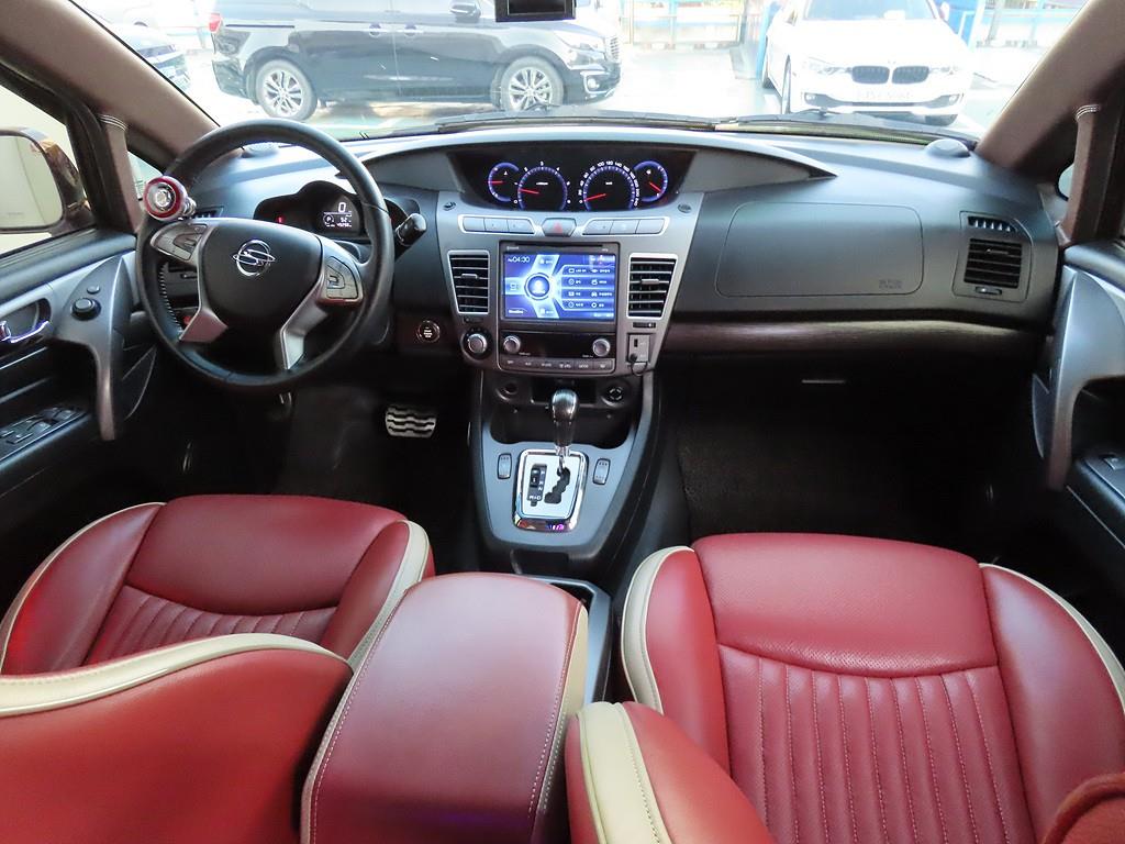 Ssangyong Korando - Vista 5