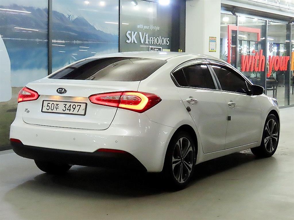 KIA K3 - Vista 4