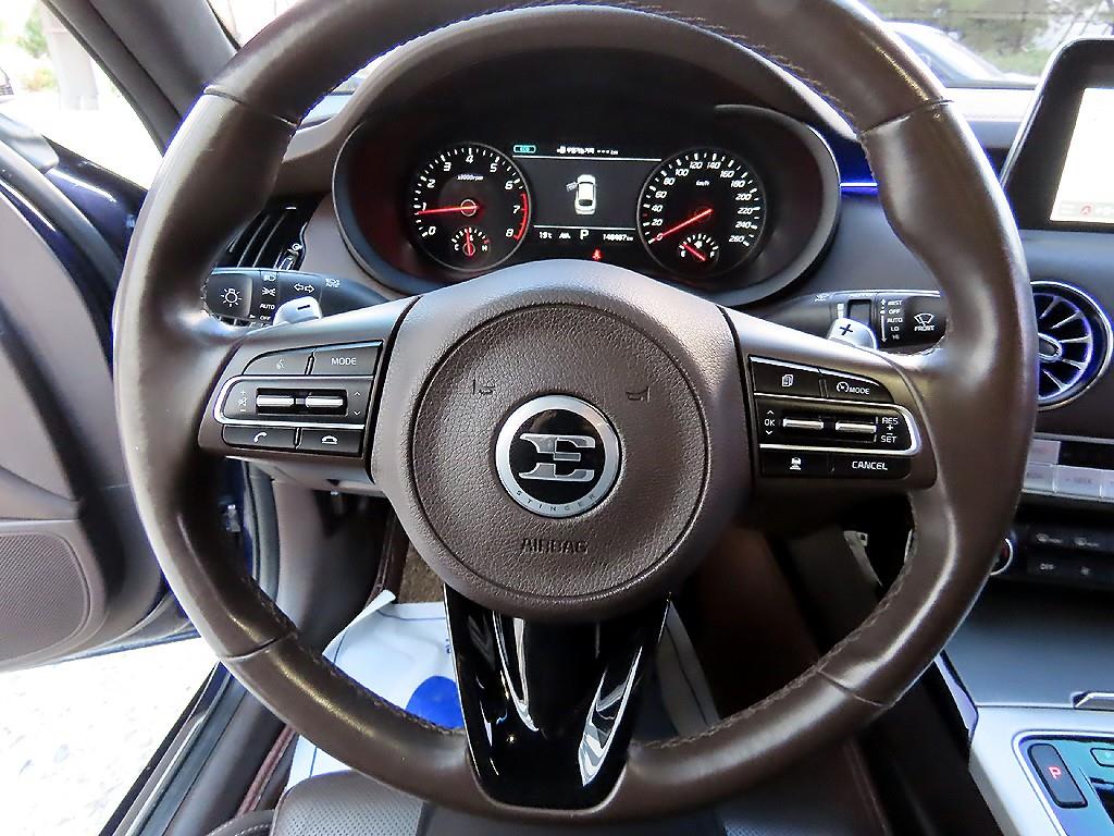 KIA Stinger - Vista 8