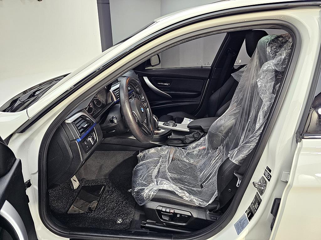 BMW 3 series - Vista 8