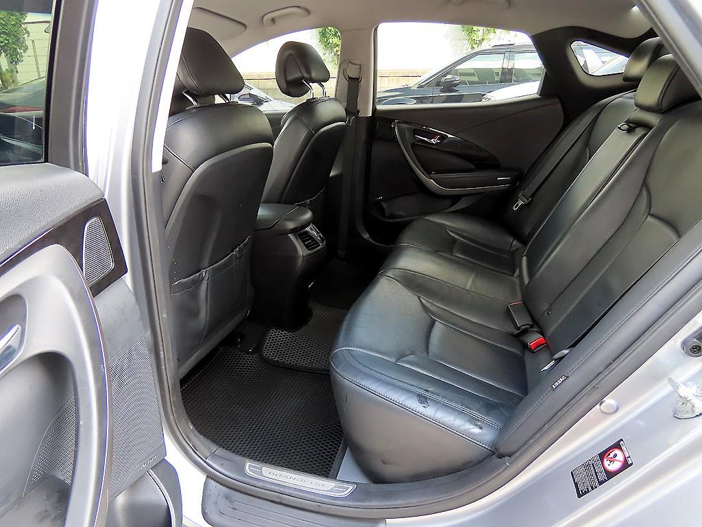 HYUNDAI Grandeur - Vista 6