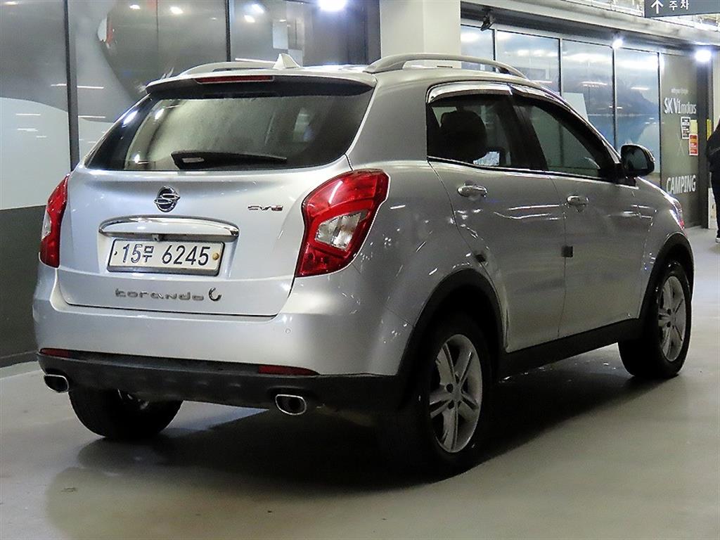 Ssangyong Korando - Vista 4