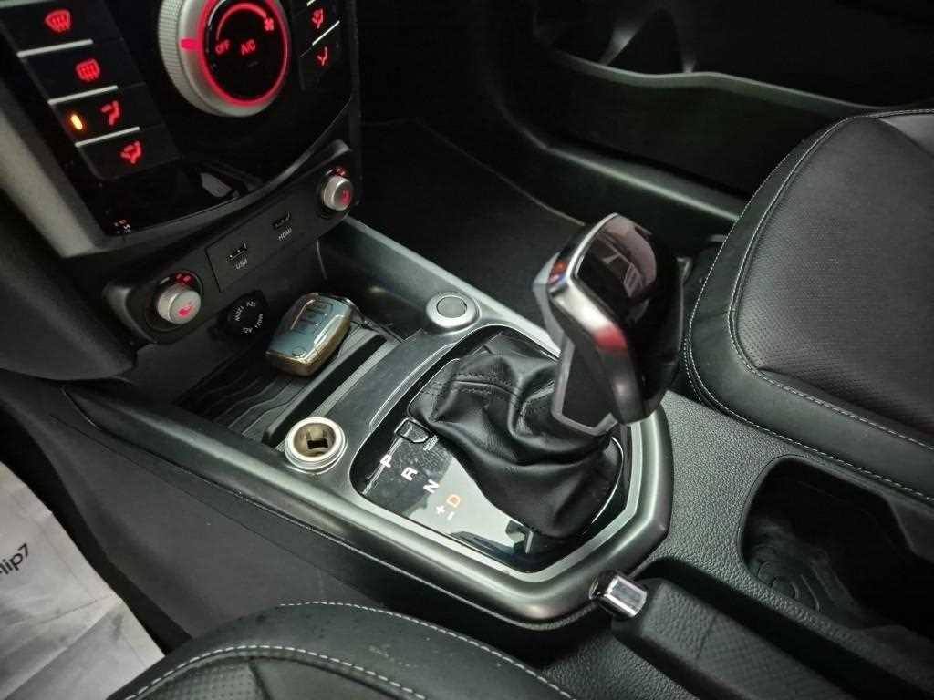 Ssangyong Tivoli - Vista 8