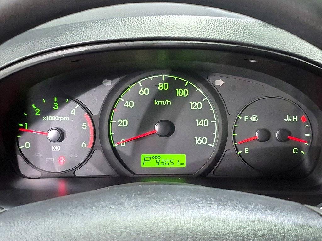 HYUNDAI Starex - Vista 7