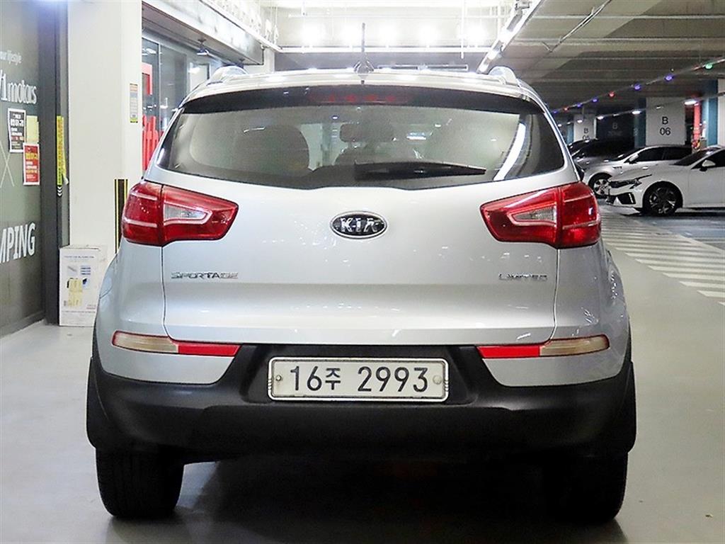 KIA Sportage - Vista 5