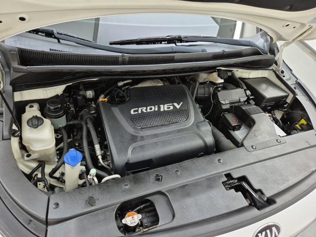 KIA Carnival - Vista 6