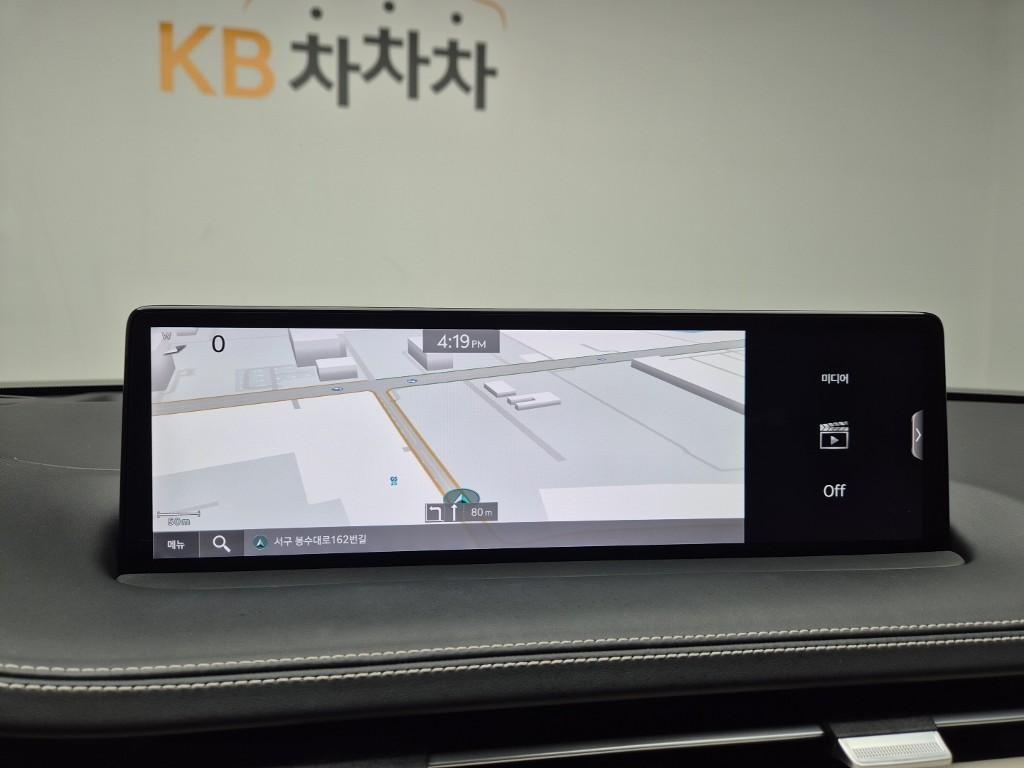 Genesis GV70 2024 Blanco - Importación desde Corea - HF Imports Iquique - Foto 13