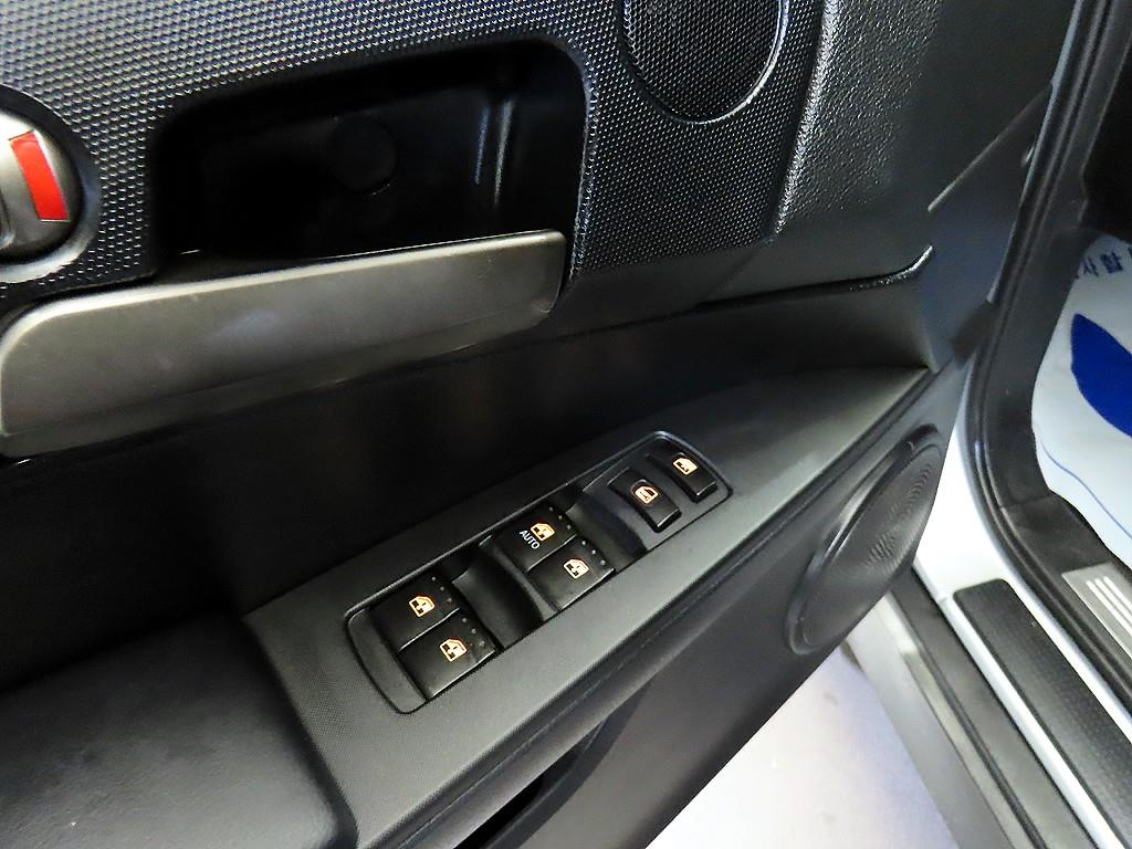 Ssangyong Korando 2012 Gris - Importación desde Corea - HF Imports Iquique - Foto 13