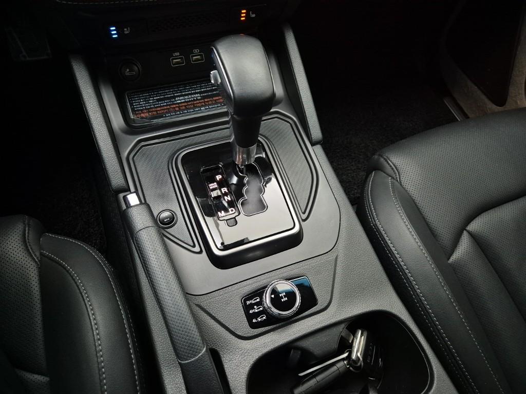 Ssangyong Rexton - Vista 8