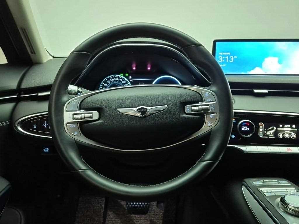 Genesis GV70 - Vista 9