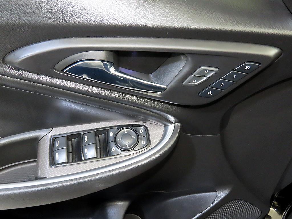 Chevrolet Malibu 2017 Negro - Importación desde Corea - HF Imports Iquique - Foto 13