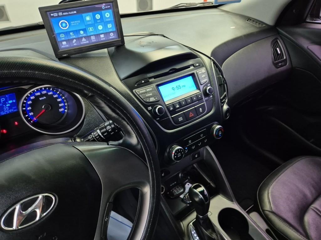 HYUNDAI Tucson - Vista 10