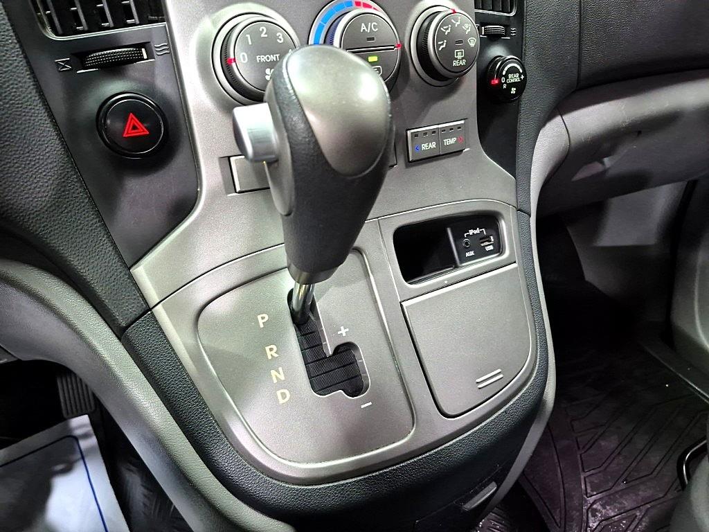 HYUNDAI Starex 2014 Gris - Importación desde Corea - HF Imports Iquique - Foto 13