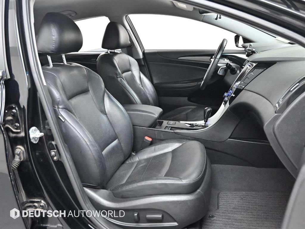 HYUNDAI Sonata - Vista 10