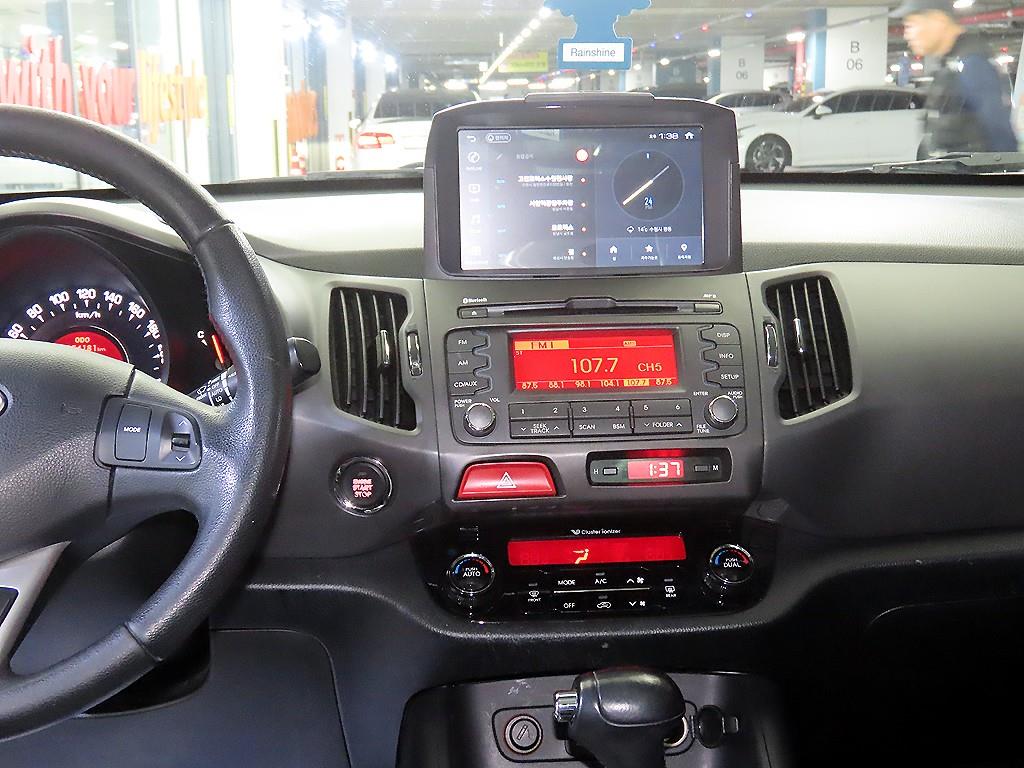KIA Sportage - Vista 11