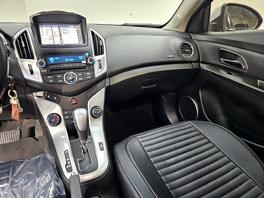 Chevrolet Cruise - Vista 10