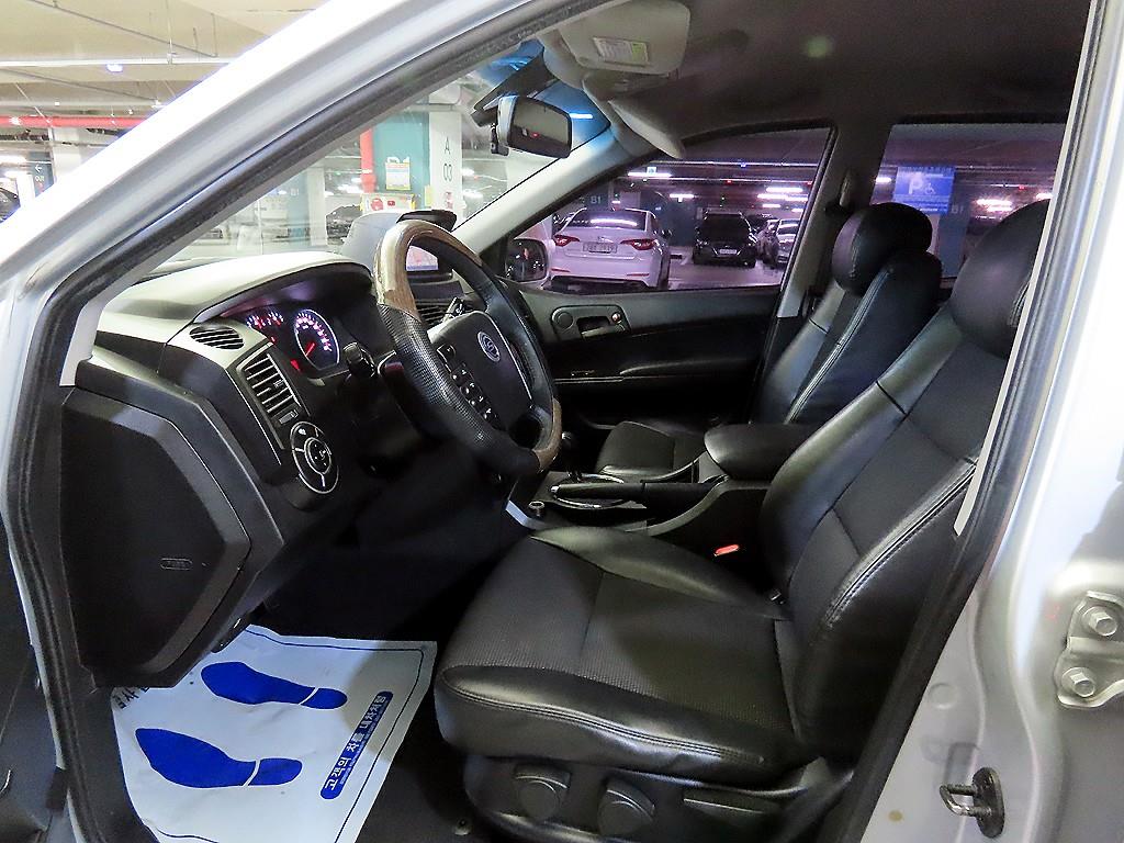 Ssangyong Korando - Vista 6