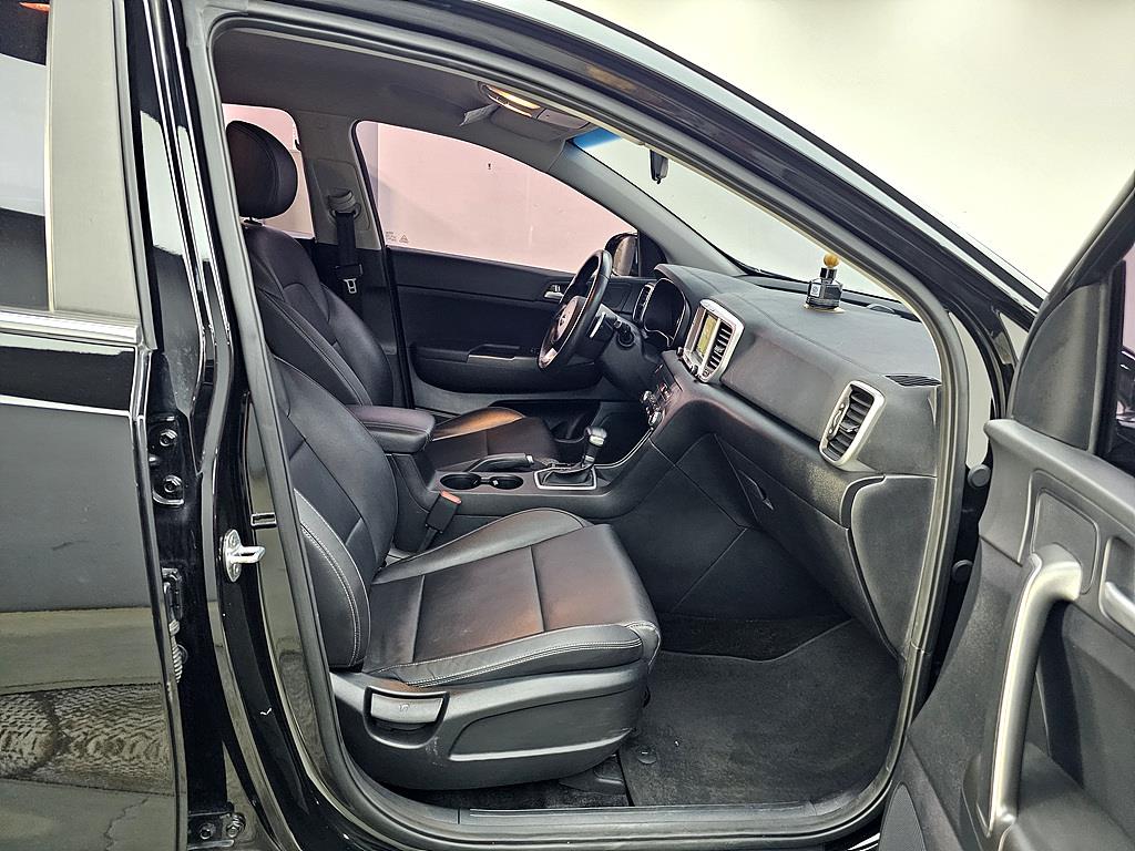 KIA Sportage - Vista 11