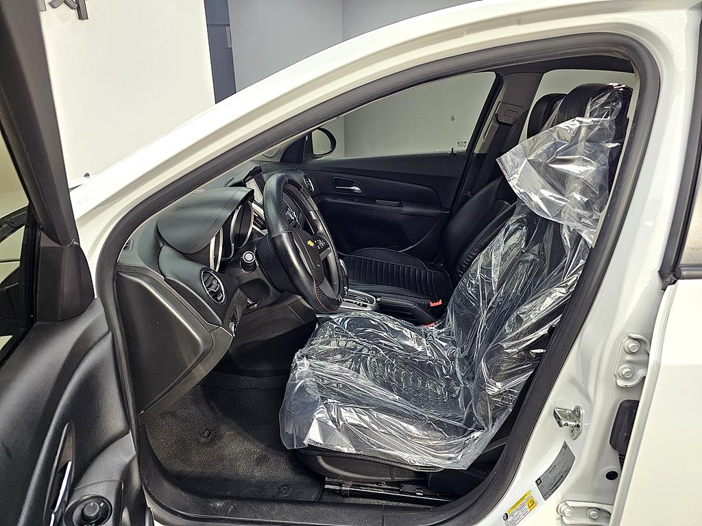 Chevrolet Cruise - Vista 8