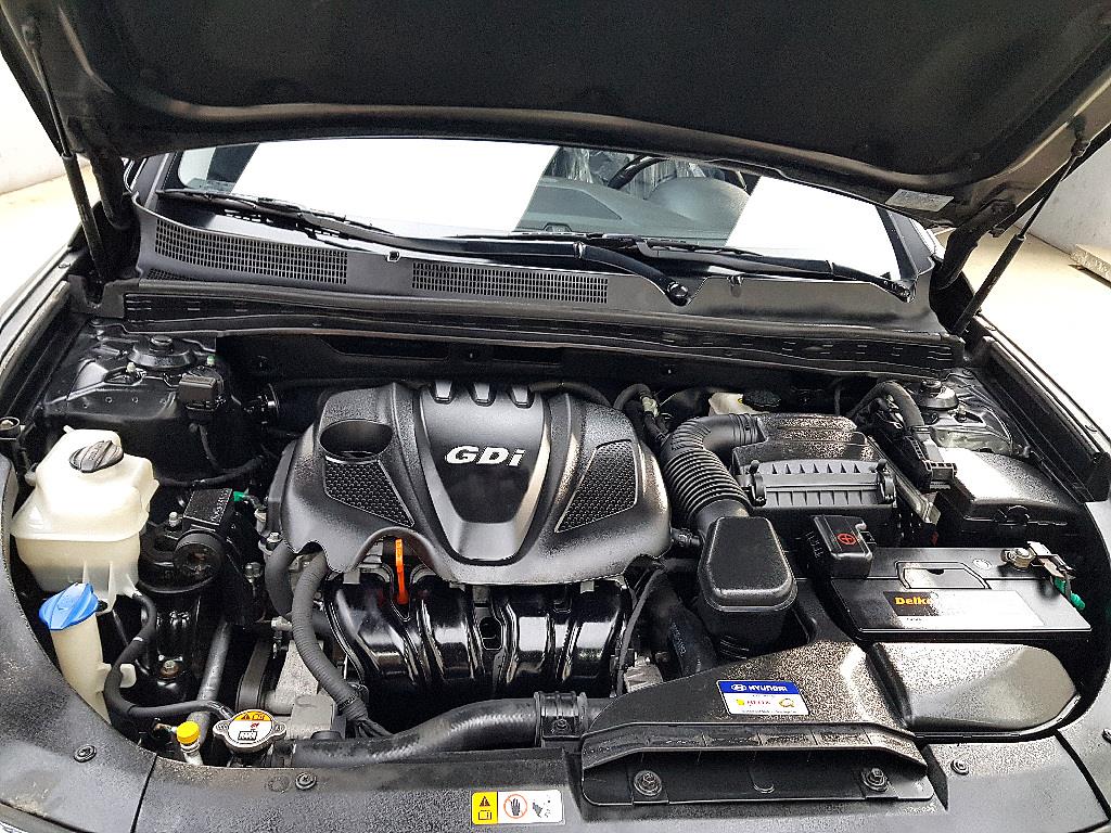 HYUNDAI Grandeur - Vista 6