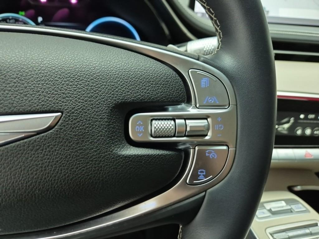 Genesis GV70 2024 Blanco - Importación desde Corea - HF Imports Iquique - Foto 15