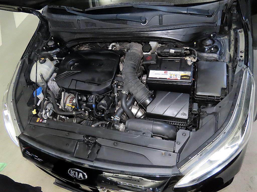 KIA K3 2020 Negro - Importación desde Corea - HF Imports Iquique - Foto 18