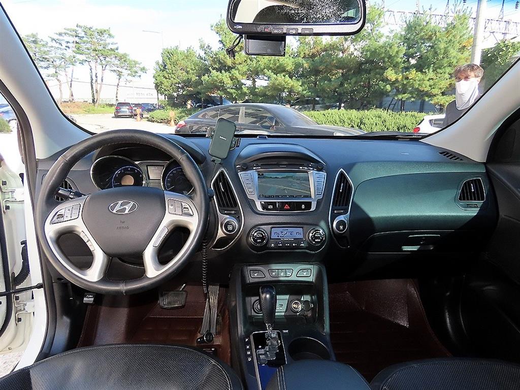 HYUNDAI Tucson - Vista 7