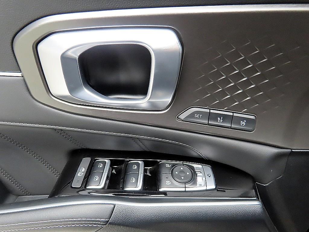 KIA Sorento - Vista 11