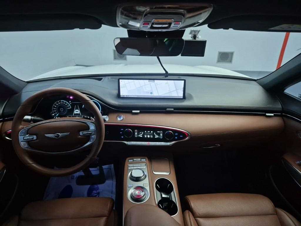 Genesis GV70 - Vista 7