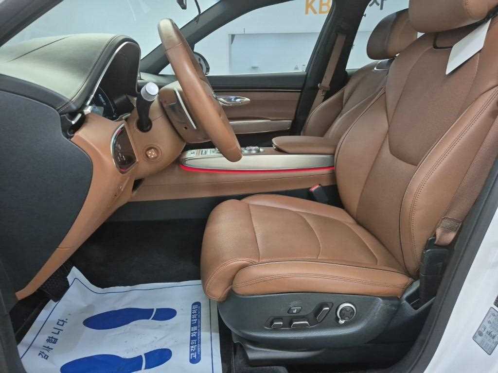 Genesis GV70 - Vista 11