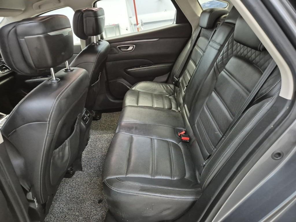 SAMSUNG SM6 - Vista 12