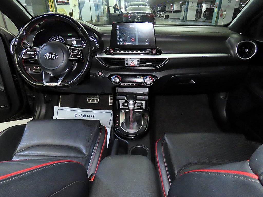 KIA K3 - Vista 10