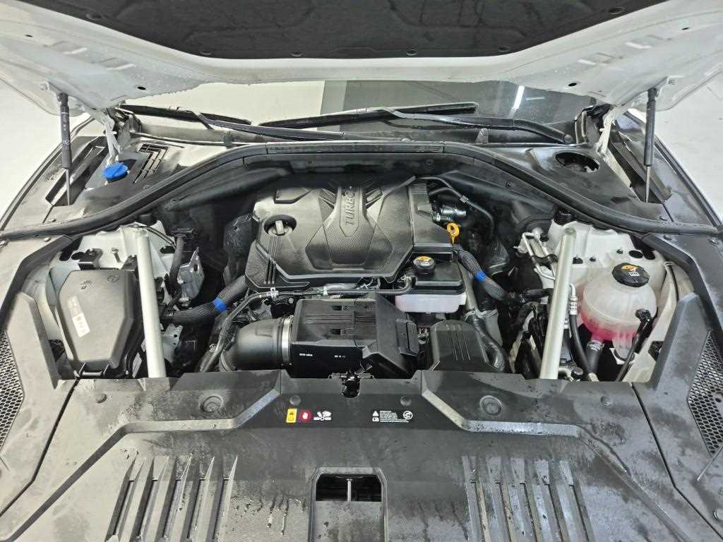 Genesis GV70 - Vista 5